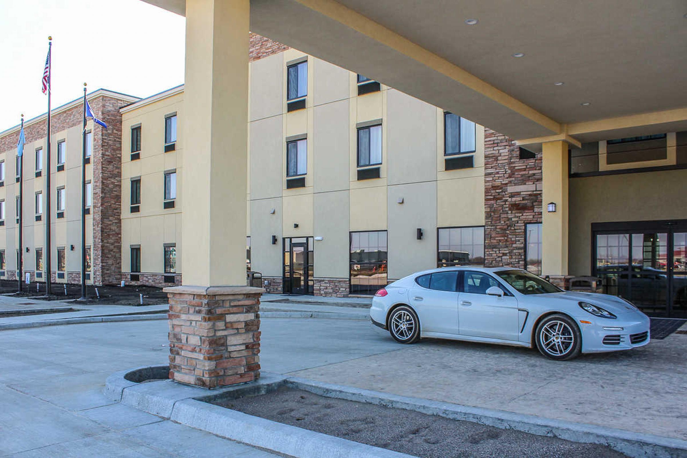 Comfort Suites University Brookings Esterno foto