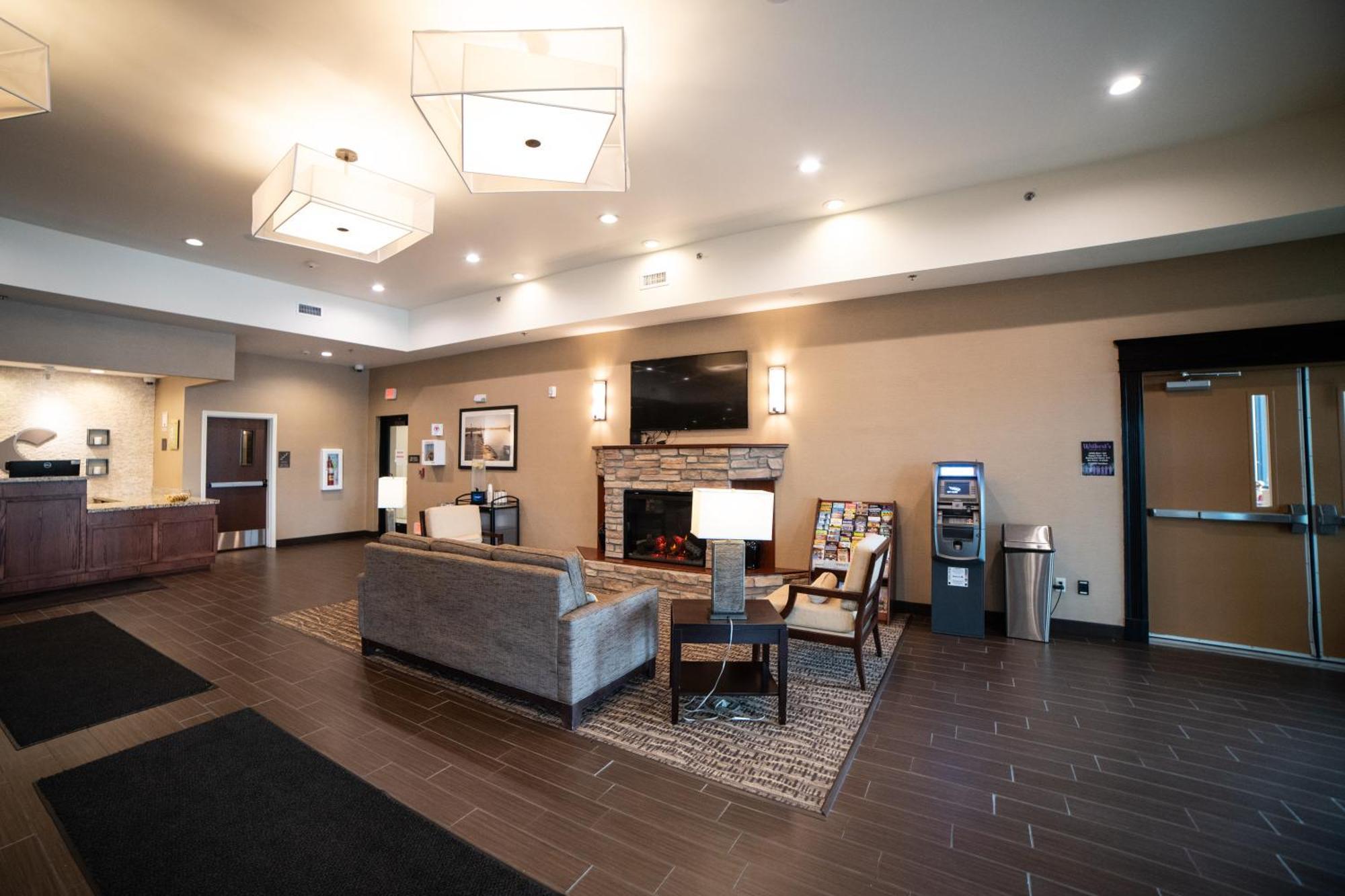 Comfort Suites University Brookings Esterno foto