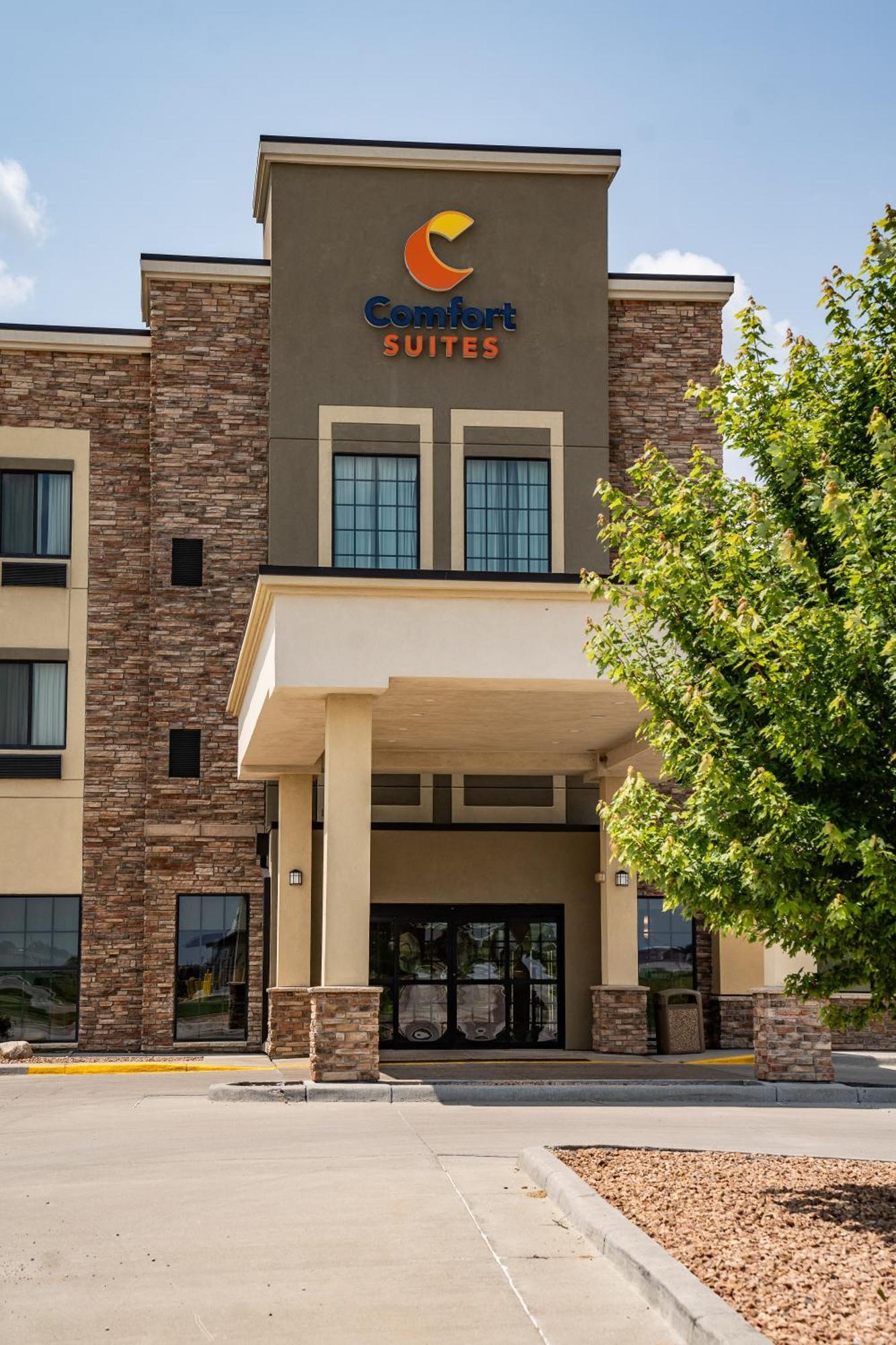 Comfort Suites University Brookings Esterno foto