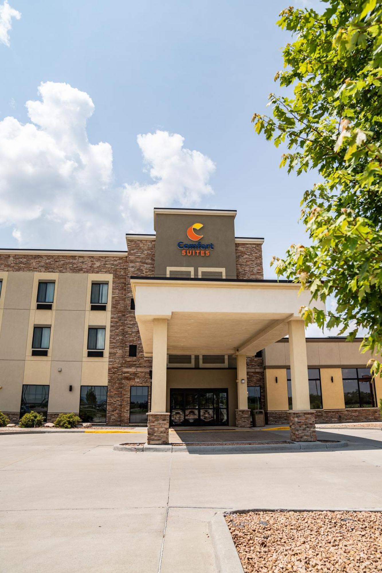 Comfort Suites University Brookings Esterno foto