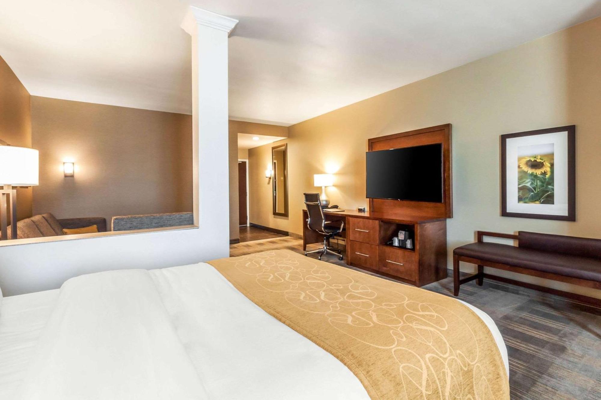 Comfort Suites University Brookings Esterno foto