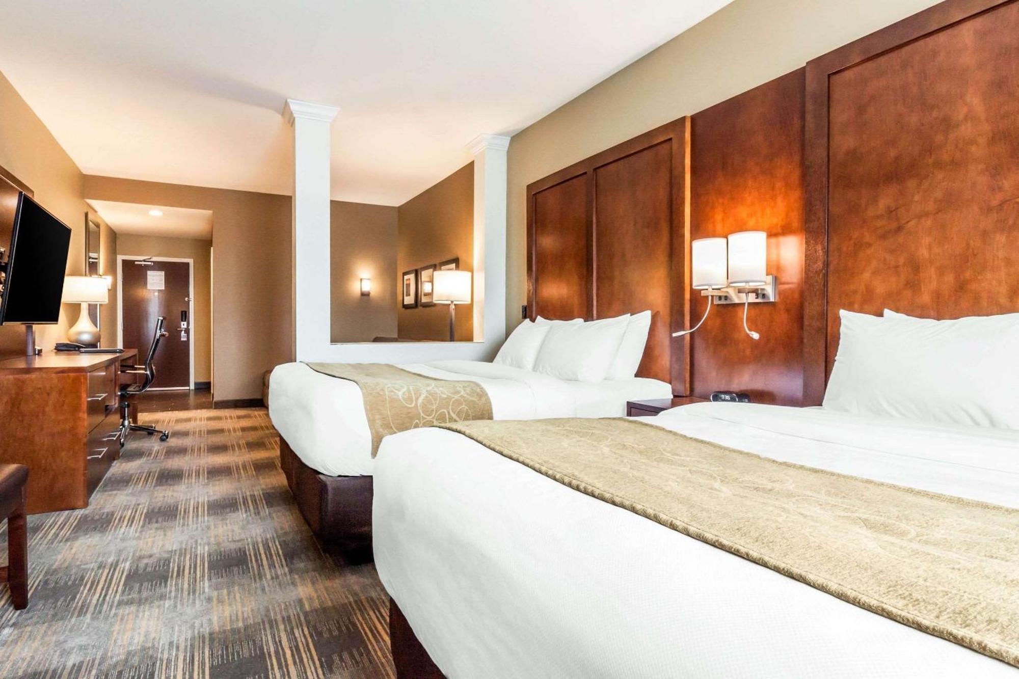 Comfort Suites University Brookings Esterno foto